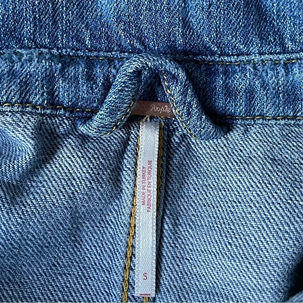 Free People moonchild raw hem western denim jean Jacket 35932